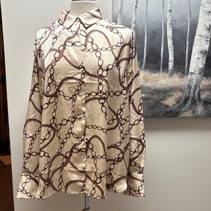 NWT Chain Print Women's Blouse